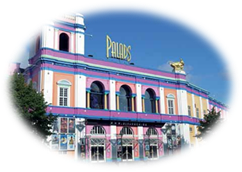 Palads i moderne bemaling (c) Nordisk Film Biografer